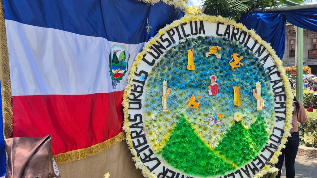 Festival Entre Pétalos | Wilber Coyoy