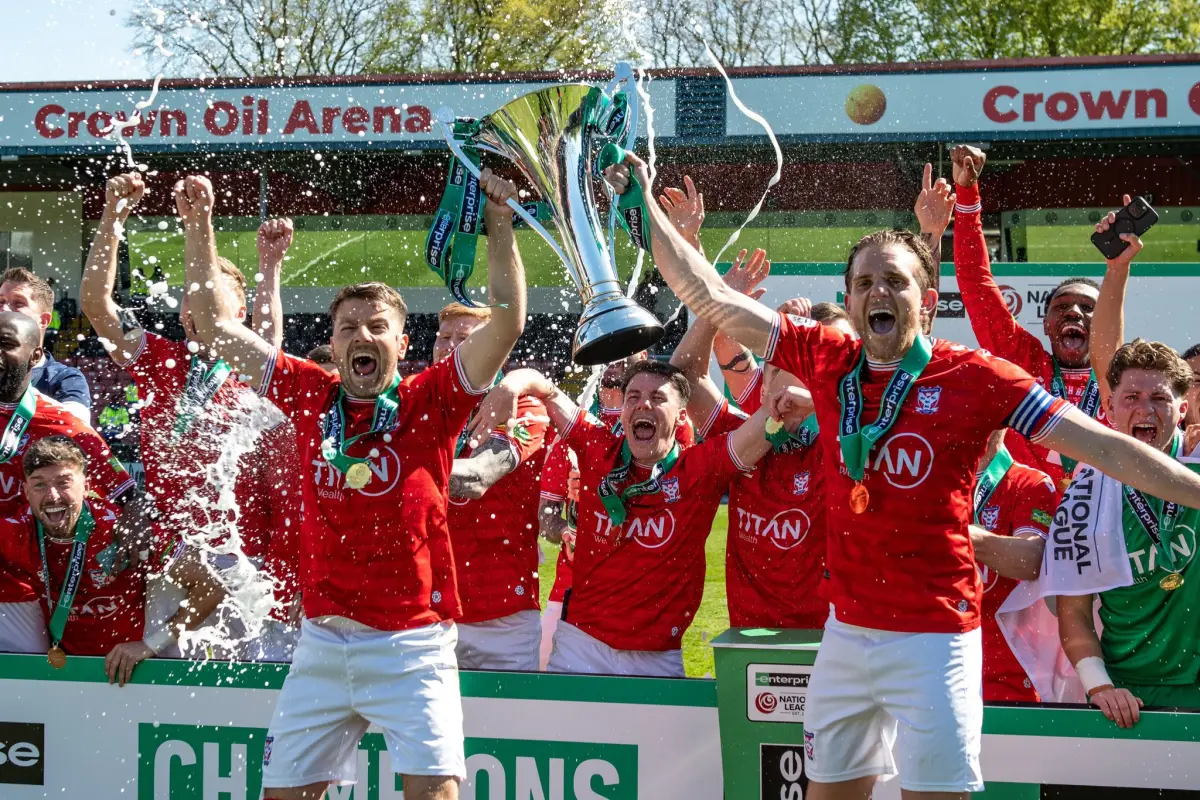 York City logró su ascenso de la National League  al futbol profesional de Inglaterra 