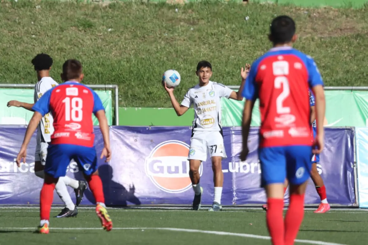Comunicaciones llevó a siete jugadores de edad limitada a Malacatán, San Marcos 