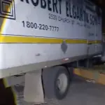 Camión queda empotrado en ruta al Pacíficot