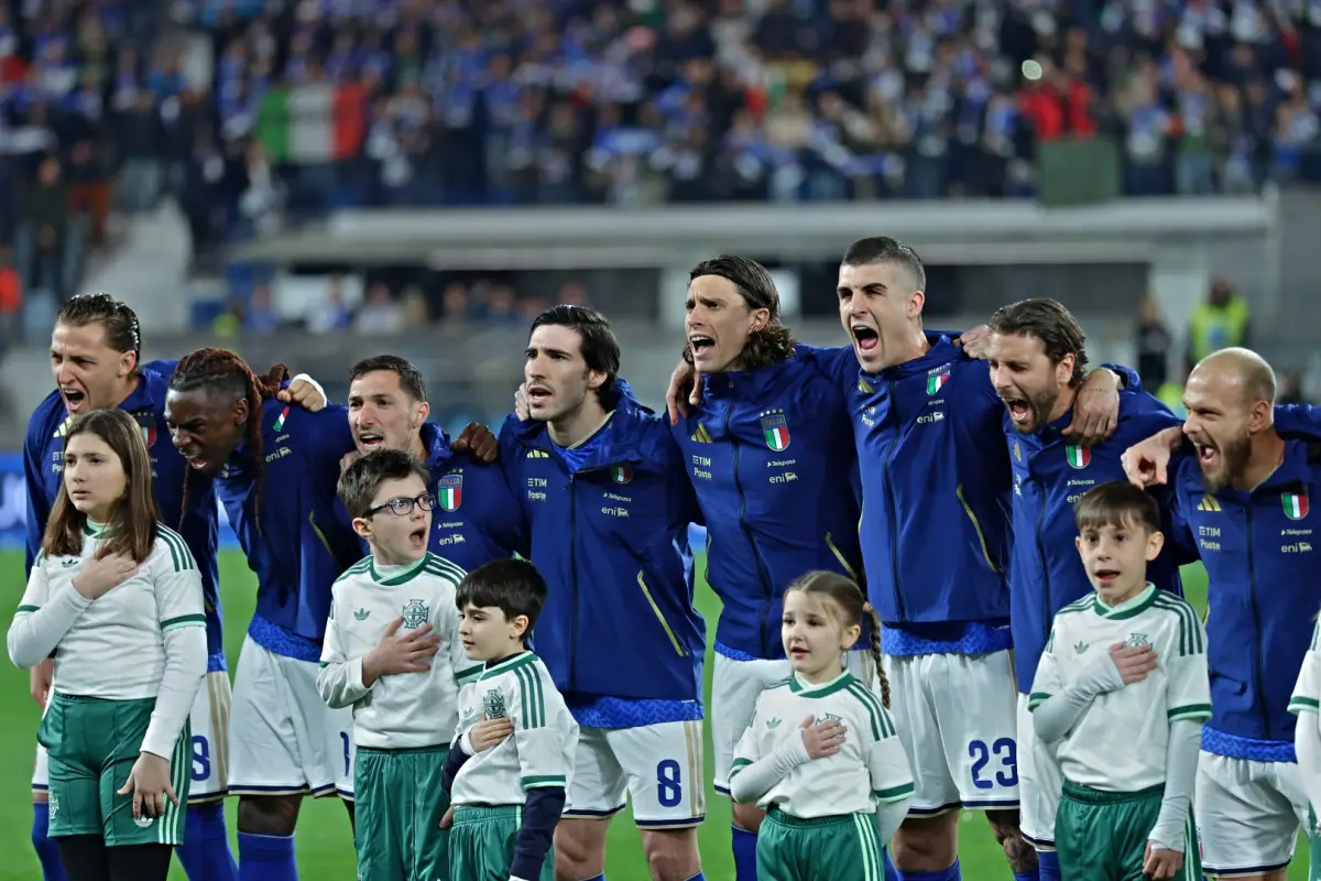 Selección de Italia en repesca mundialista, donde no logró el boleto mundialista 