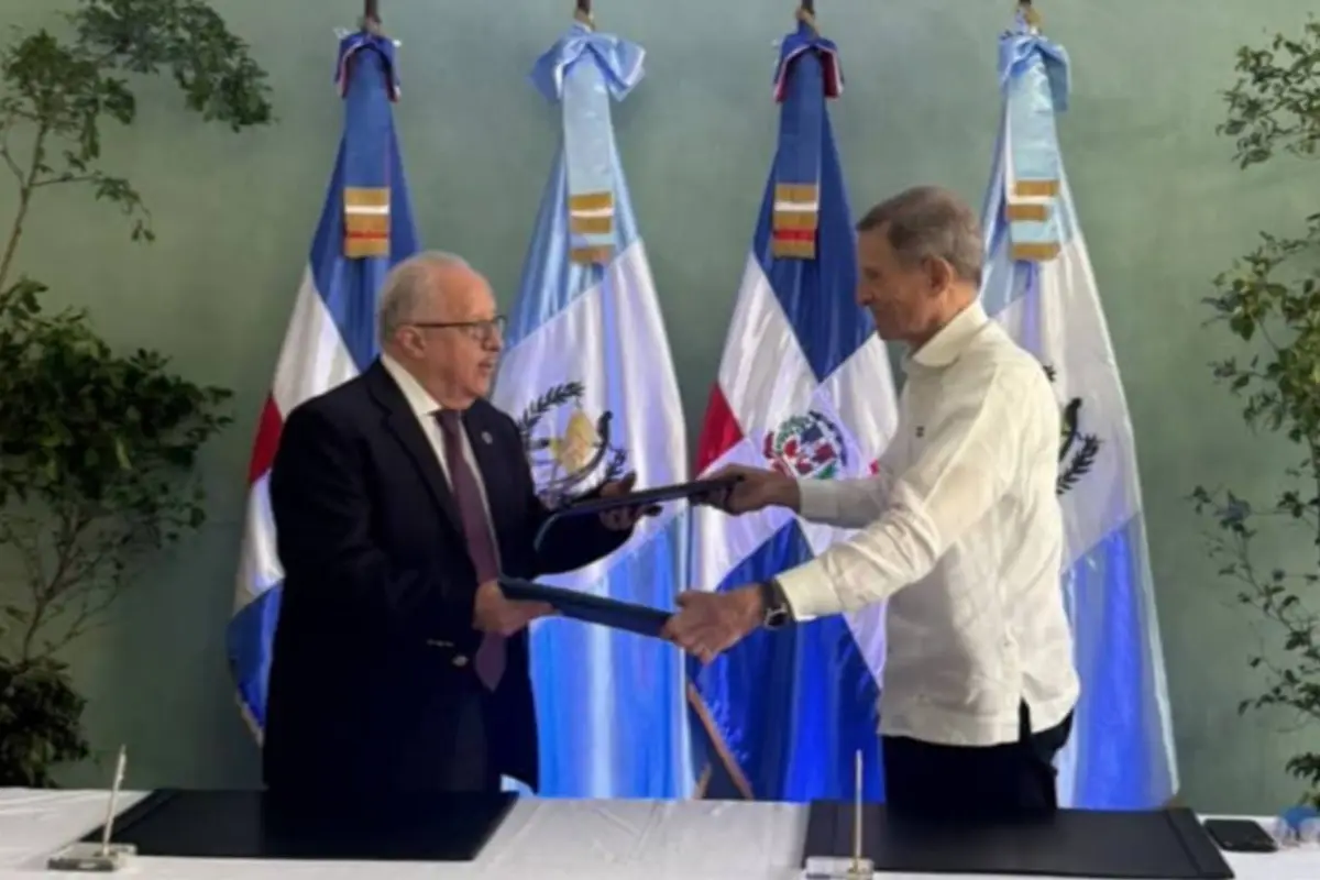 El instrumento fue suscrito por el canciller dominicano, Roberto Álvarez, y su homólogo guatemalteco, Carlos Martínez Alvarado., Captura de pantalla