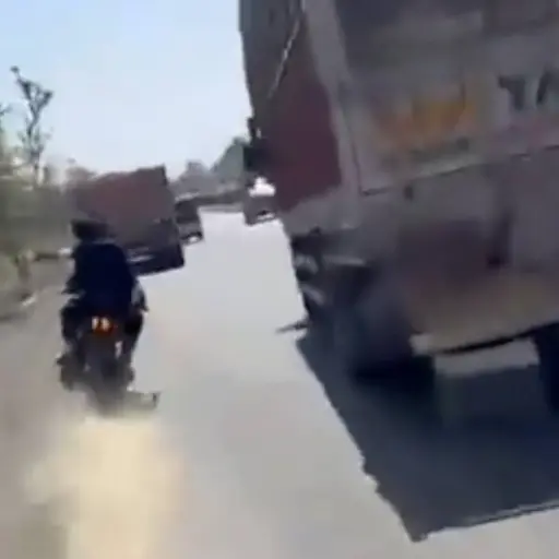 Tripulantes de la moto perdieron la vida. ,Captura de pantalla video de X.