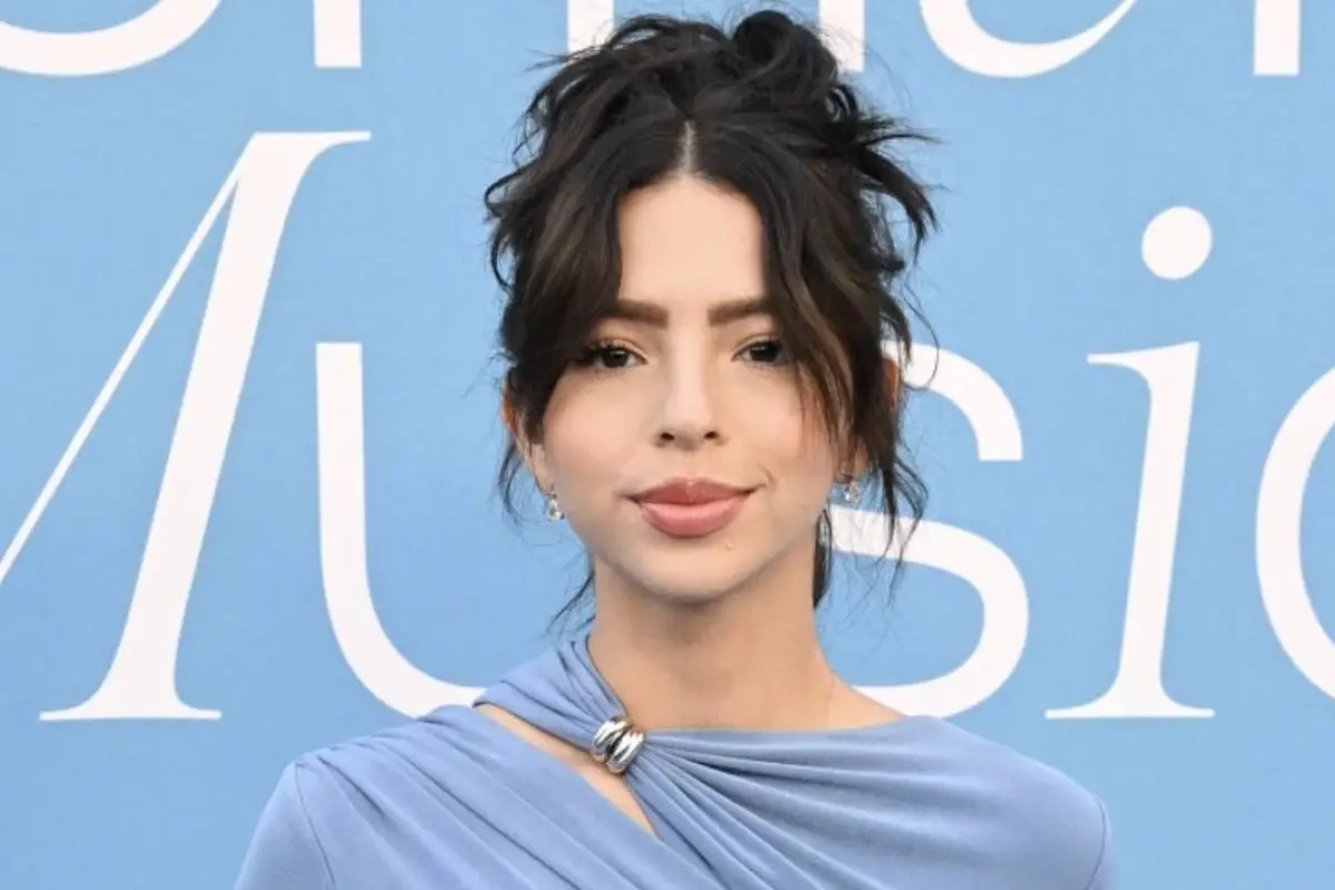 Angela Aguilar, Angela Aguilar