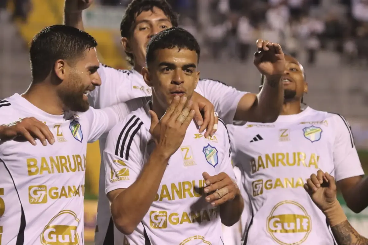 Celebración de Omar Duarte ante Guastatoya - Alex Meoño