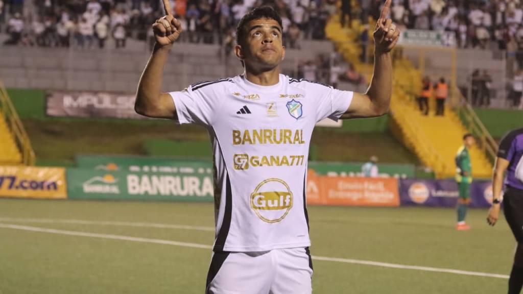 Celebración de Omar Duarte ante Guastatoya | Alex Meoño