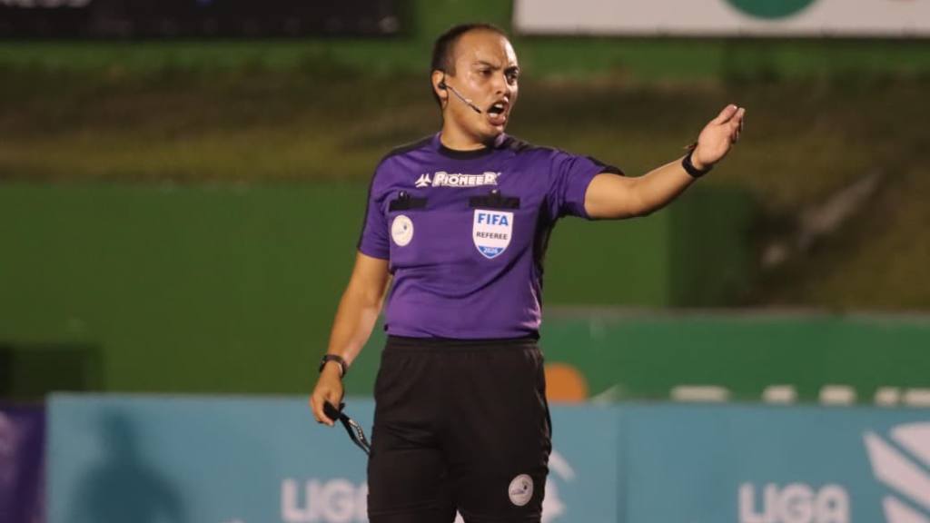 Diego Ojer, árbitro guatemalteco | Alex Meoño