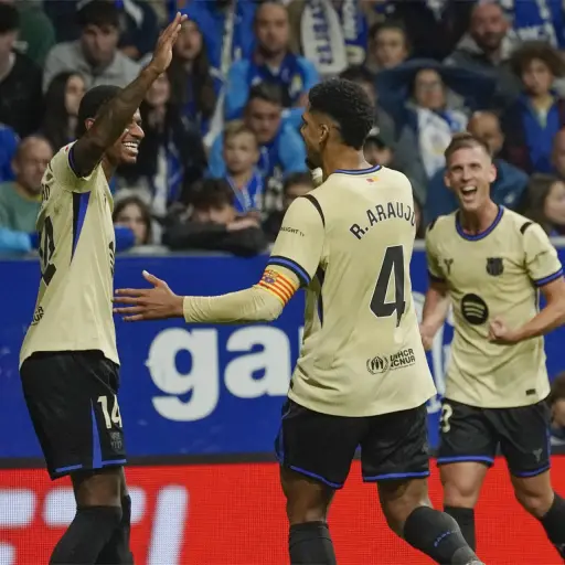 Celebración del Barcelona ante el Oviedo en el Estadio Carlos Tartiere - EFE