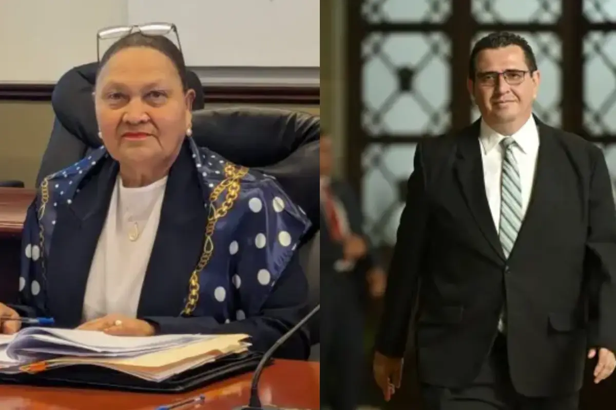 La fiscal general saliente, Consuelo Porras, y el jefe del MP electo, Gabriel García Luna., 