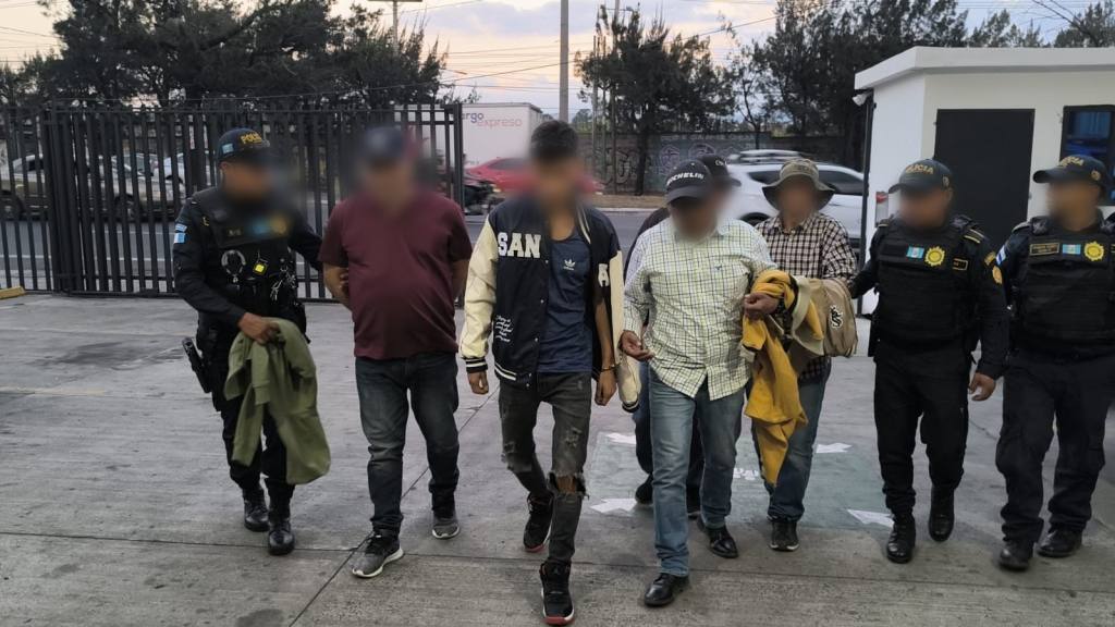 Varios hombres fueron detenidos en Amatitlán por un ataque armado | PNC de Guatemala