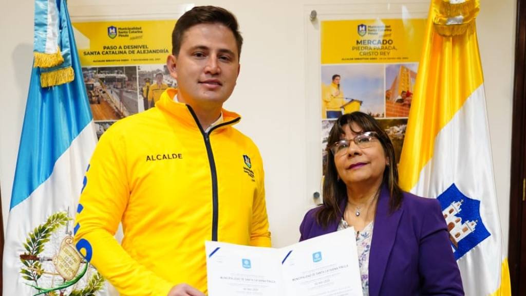 Municipalidad de Santa Catarina Pinula recibe certificación ISO 9001:2015 | Municipalidad de Santa Catarina Pinula