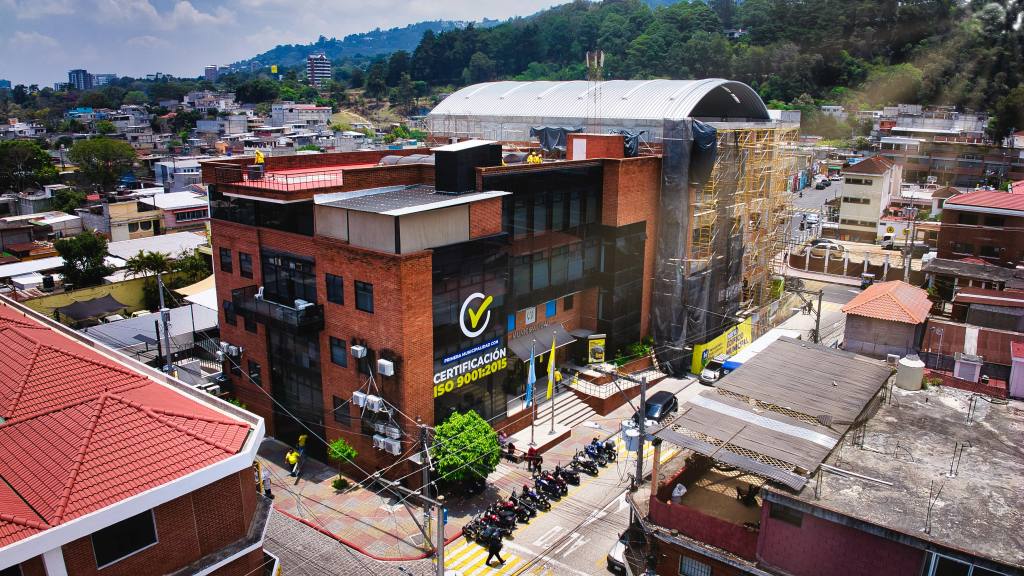 Municipalidad de Santa Catarina Pinula recibe certificación ISO 9001:2015 | Municipalidad de Santa Catarina Pinula