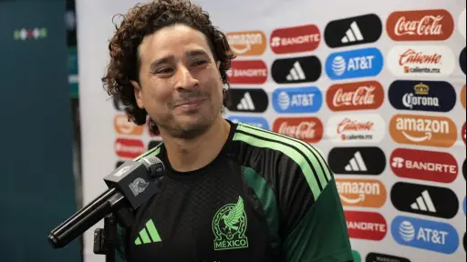 Guillermo Ochoa habla de su lucha para acercarse a su sexto Mundial