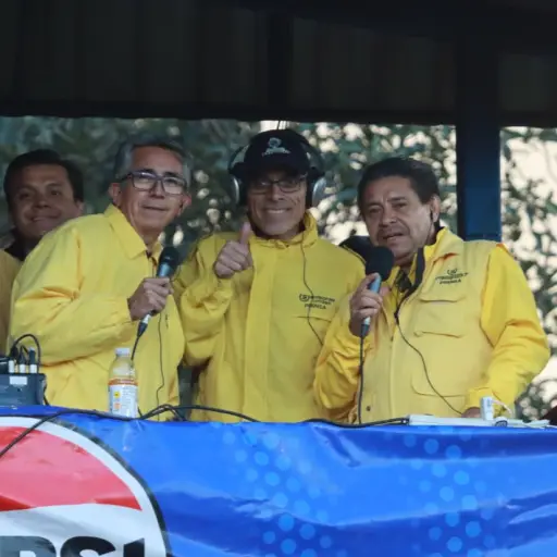Las voces de El Mejor Equipo de Emisoras Unidas de Guatemala 