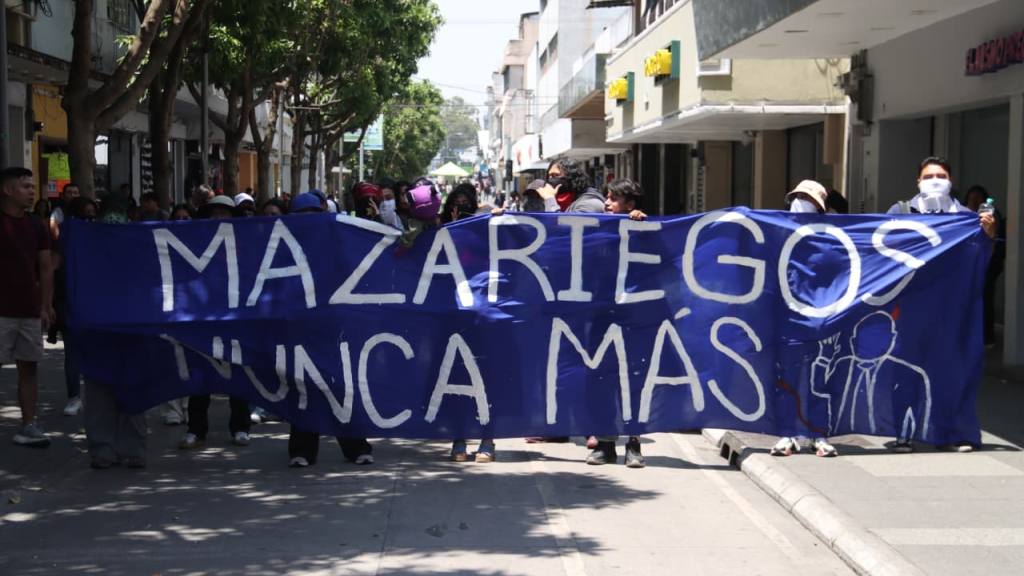 Marchan en contra del rector de la USAC Walter Mazariegos | Alex Meoño