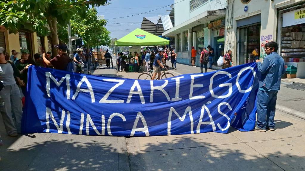 Marchan en contra del rector de la USAC Walter Mazariegos | Alex Meoño