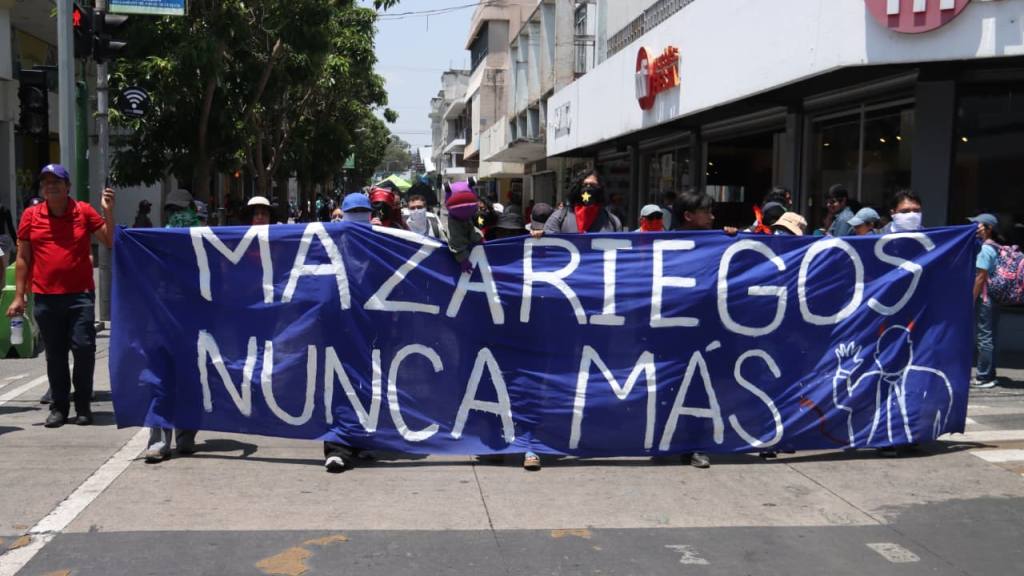 Marchan en contra del rector de la USAC Walter Mazariegos | Alex Meoño