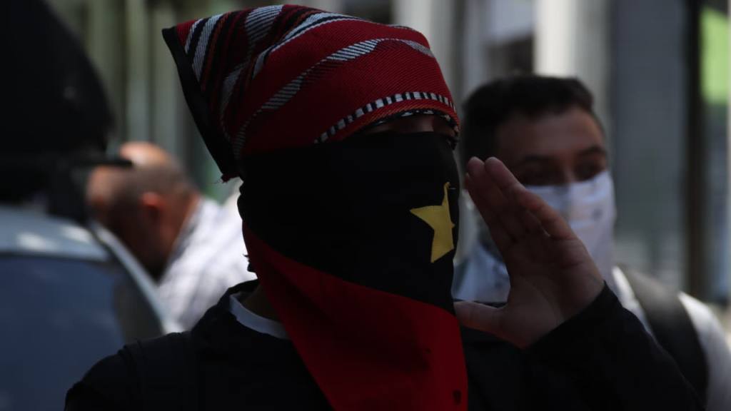 Marchan en contra del rector de la USAC Walter Mazariegos | Alex Meoño