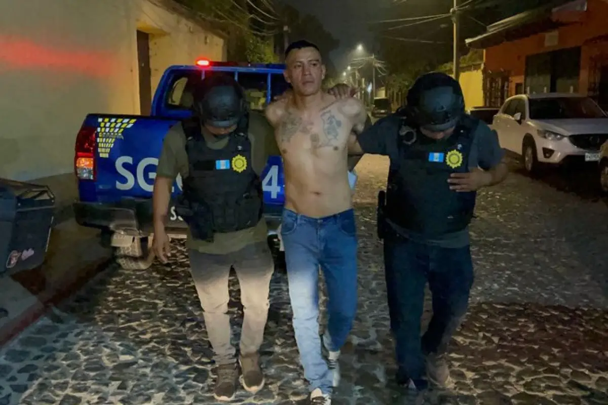 Según las investigaciones, el salvadoreño ya había sido sorpendido cobrando el dinero de una extorsión., PNC de Guatemala.