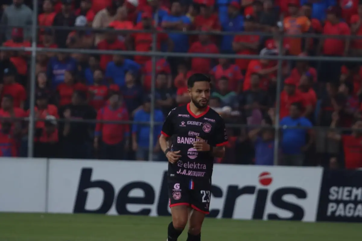 Raúl Calderón rompió con la imbatibilidad de Braulio Linares 
