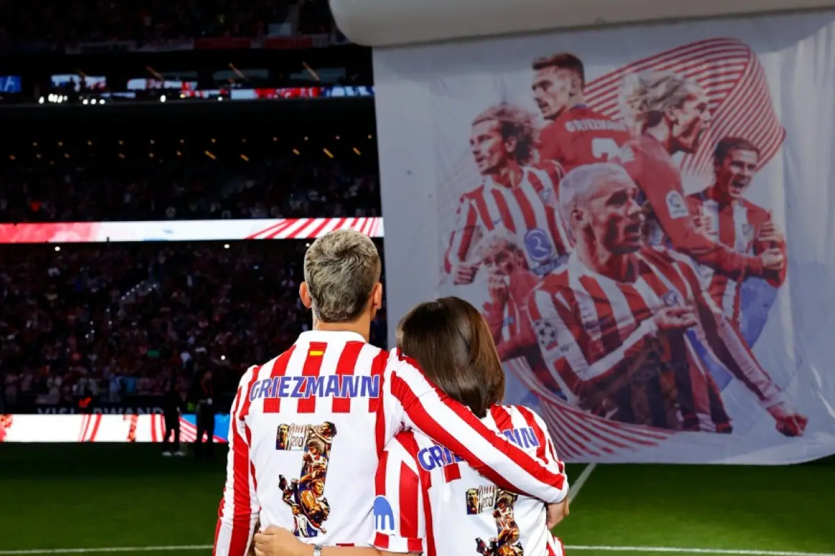 Antoine Griezmann estuvo acompañado por su familia en el último partido en el Metropolitano 