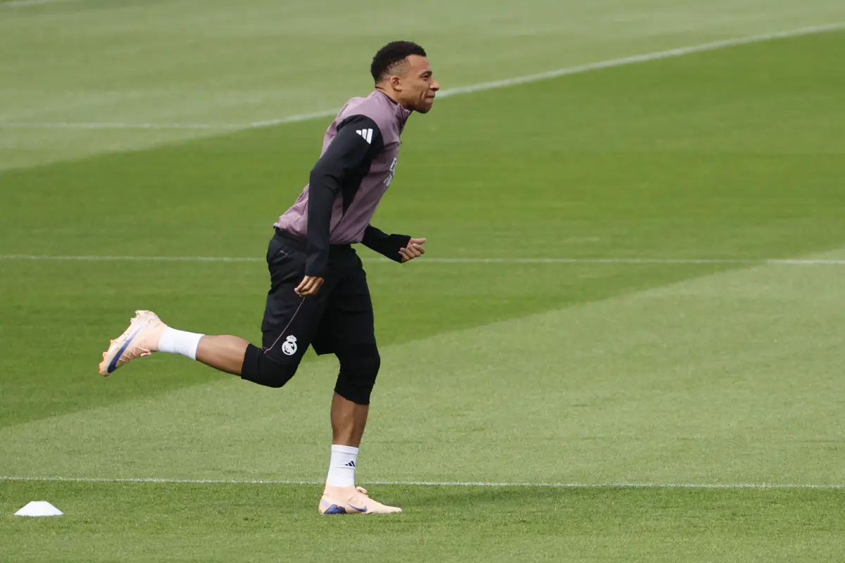 Kylian Mbappé entra en convocatoria para el duelo ante Real Oviedo 