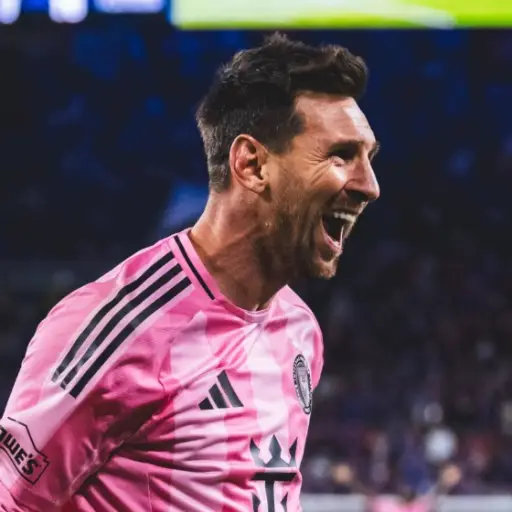 Lionel Messi hizo doblete con el Inter Miami 
