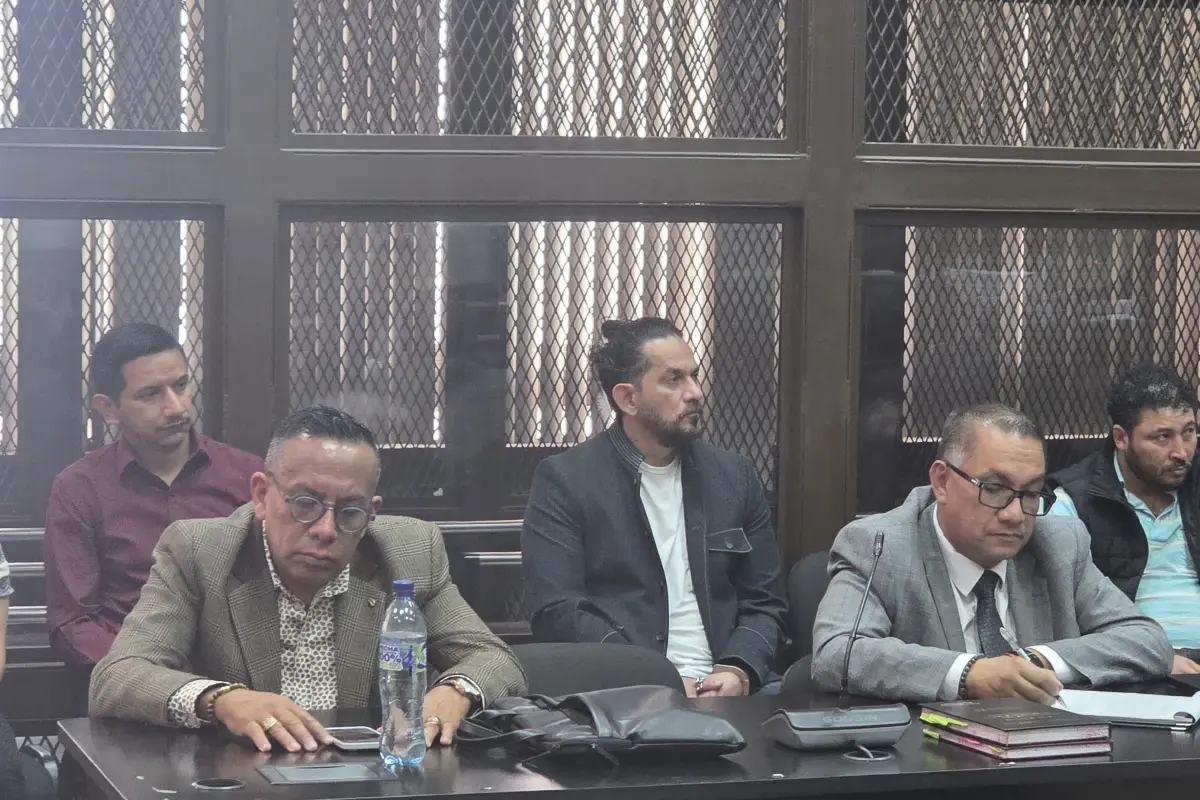 Julio Girón Castañeda, implicado en el caso de desaparición del odontólogo Julio Martínez Murillo, en audiencia el viernes 15 de mayo de 2026., Ángel Oliva/EU