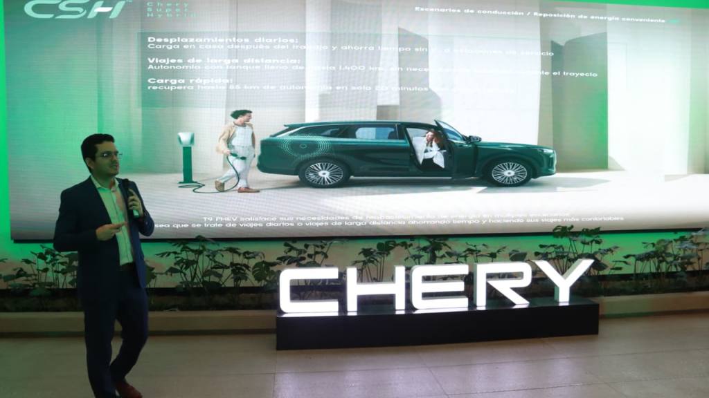 Chery Super Híbrida  | Foto Alex Meoño