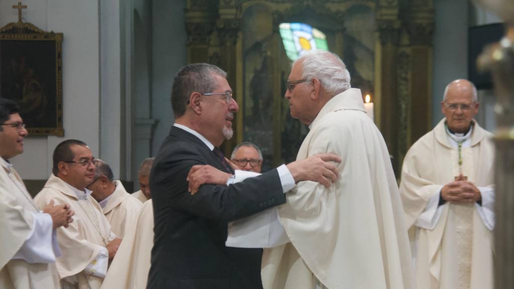 Misa en Catedral Metropolitana por primer aniversario del nombramiento del papa León XIV | Omar Solís/EU