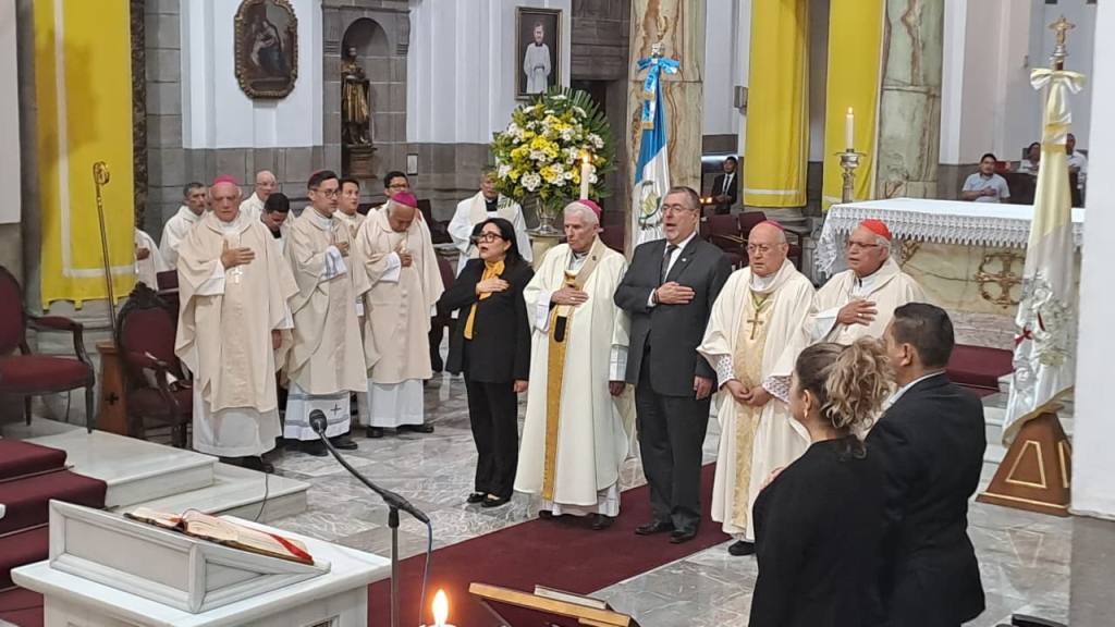 Misa en Catedral Metropolitana por primer aniversario del nombramiento del papa León XIV | Omar Solís/EU