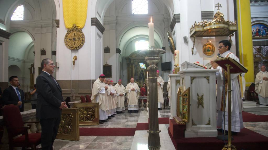 Misa en Catedral Metropolitana por primer aniversario del nombramiento del papa León XIV | Omar Solís/EU