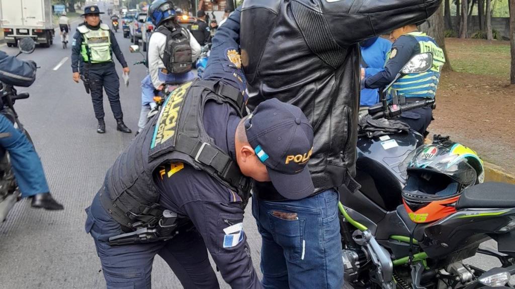 Desarrollan operativos contra carreras clandestinas | PNC