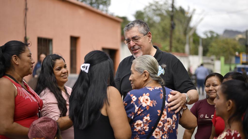 Arévalo envía mensaje de felicitación a las madres del país | Gobierno de Guatemala