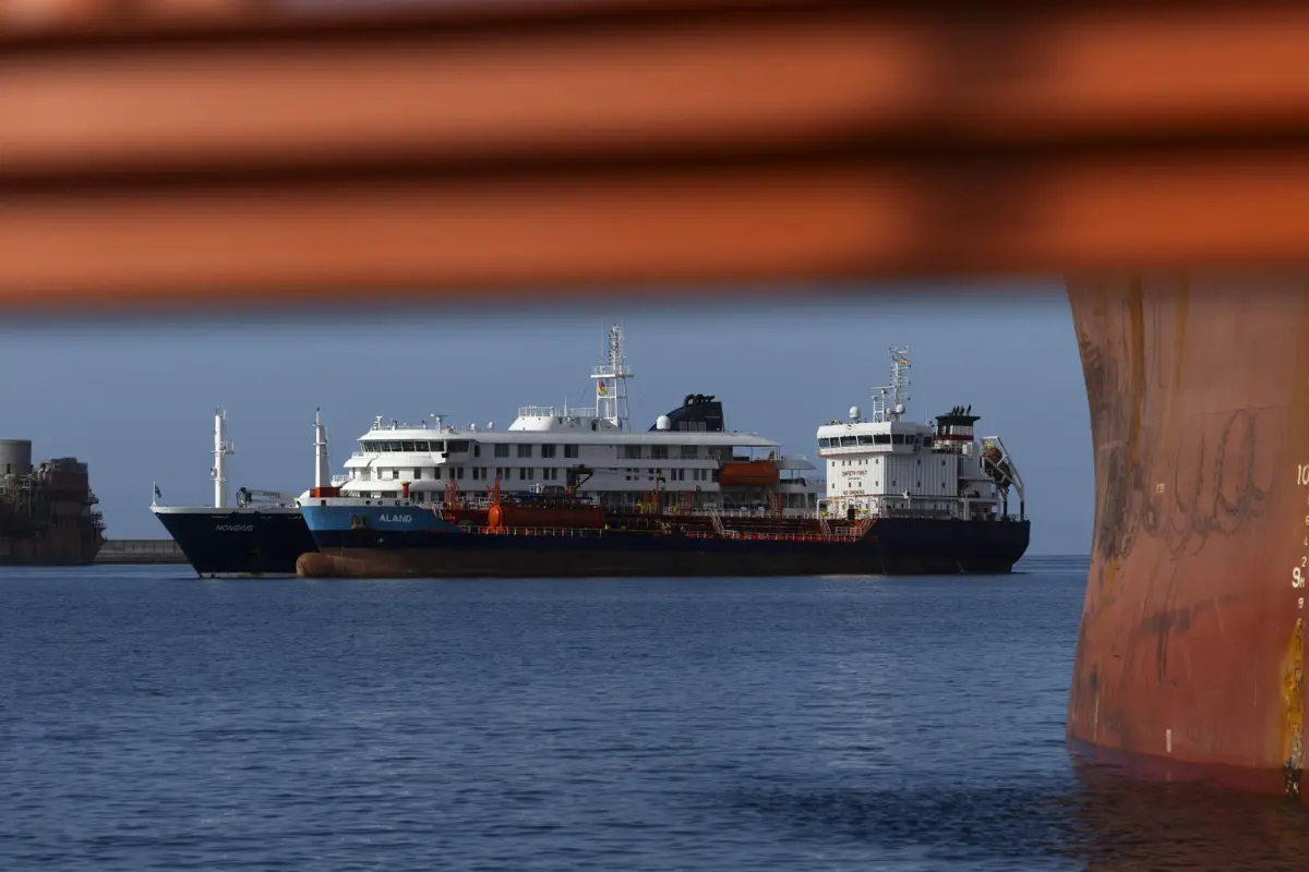 Crucero MV Hondius, EFE