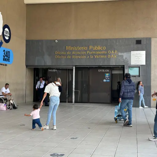 Sede del Ministerio Público, en zona 1, tras retiro de primer punto de control de ingreso. ,Omar Solís/Emisoras Unidas