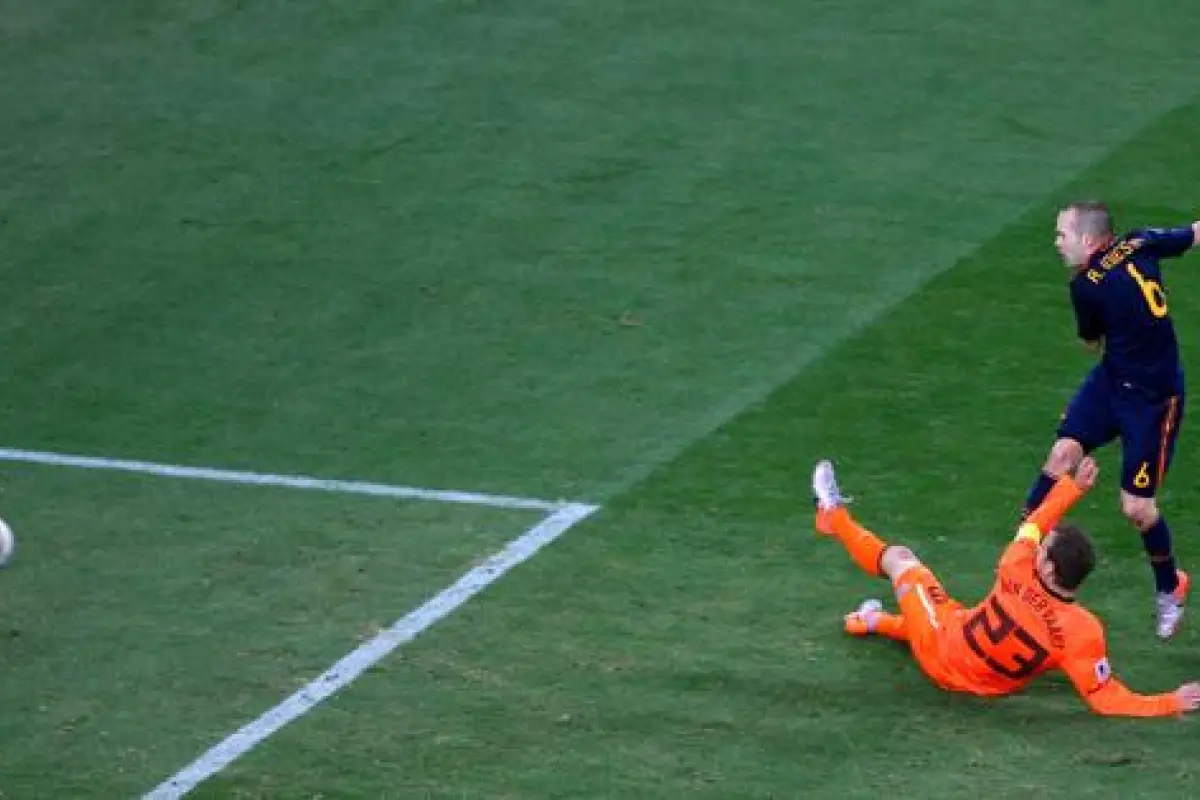 Países Bajos perdió la final ante España del Mundial 2010, FIFA