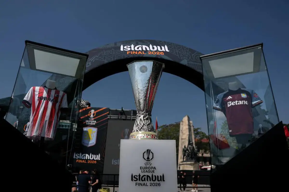 Trofeo de la Europa League en Estambul, Turquía - UEFA