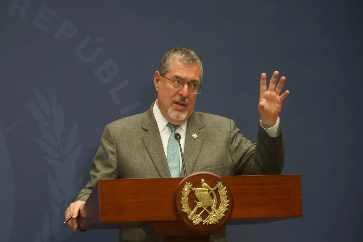 El presidente Bernardo Arévalo durante la conferencia de prensa "La Ronda", el martes 19 de mayo de 2026., Omar Solís/Emisoras Unidas
