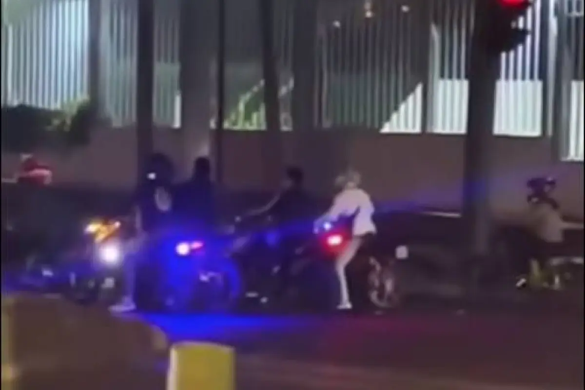 Carrera clandestina captada en Atanasio Tzul el 5 de mayo de 2026., Captura de video