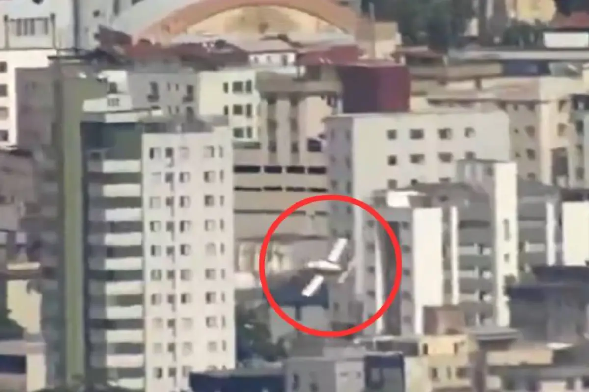 Avioneta se estrella contra edificio en Brasil, Captura de pantalla de la red social X