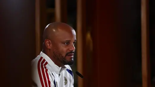 Kompany prevé un Bayern-PSG similar al partido de ida