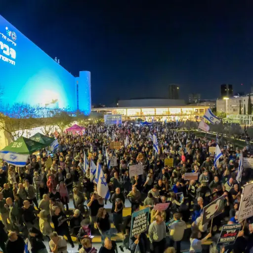 Manifestación en plaza Habima de Tel Aviv contra el Gobierno israelí y el primer ministro de ese país, Benjamín Netanyahu , EFE/Movimiento de Protesta Prodemocracia Israelí/Gilad Furst
