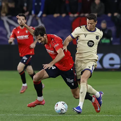 Acción entre Osasuna y Barcelona en El Sadar 