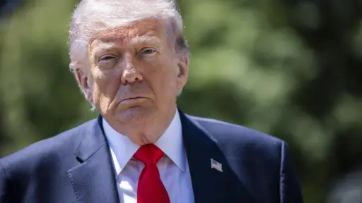 Trump amaga con nuevas hostilidades en Irán, mientras Teherán maneja los tiempos