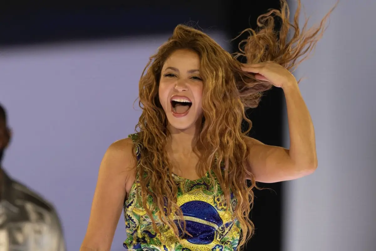 Shakira, Shakira