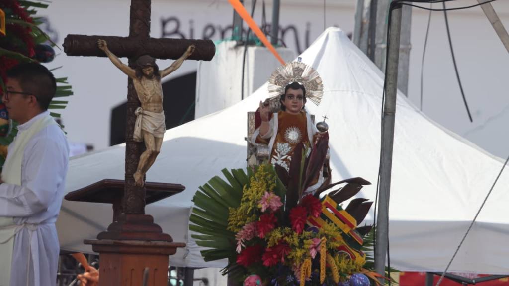 Procesión del Niño Dios de Amatitlán atrae las miradas | Alex Meoño
