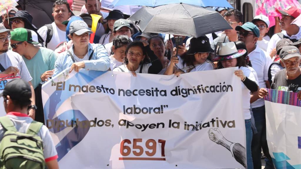En imágenes, marcha del Día del Trabajo insta a la unidad | Alex Meoño