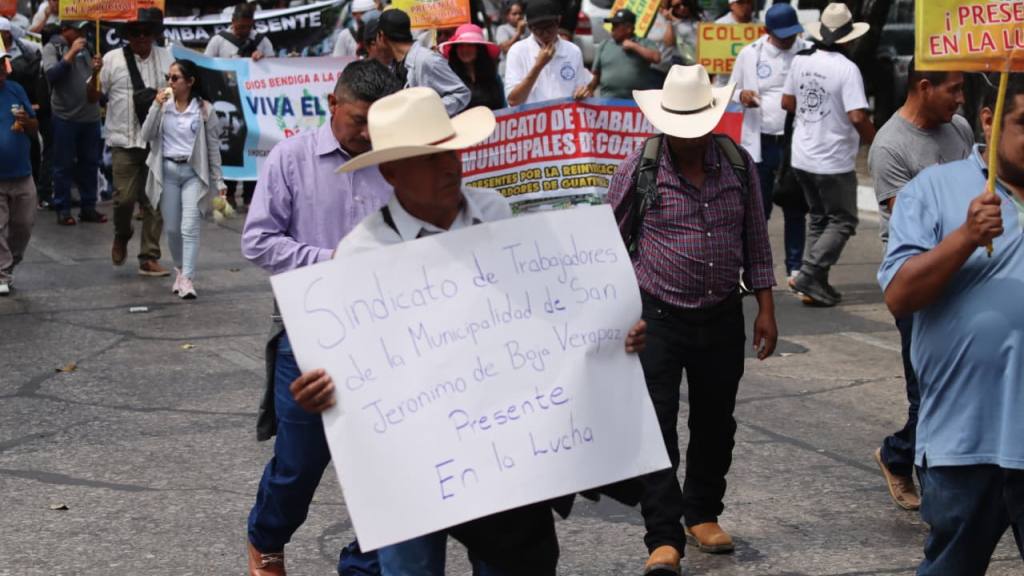 En imágenes, marcha del Día del Trabajo insta a la unidad | Alex Meoño