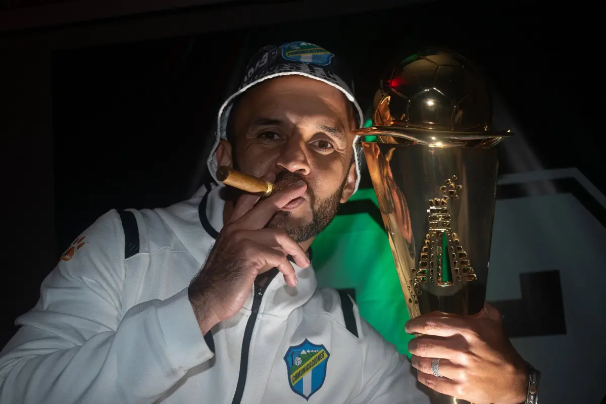 José Contreras, jugador de Comunicaciones, anuncio su retiro de futbol